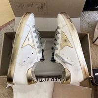 Chaussures de sport en cuir véritable de grande taille 45 pour hommes, baskets dorées de marque célèbre à lacets, style vieilli, pour femmes