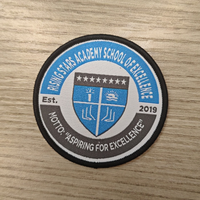 Écusson brodé personnalisé écologique en gros, tissu tissé, badge thermocollant pour uniforme scolaire et de taekwondo