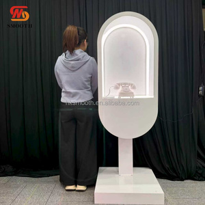 เทรนด์งานแต่งงานปี 2026 ซุ้มโค้ง LED ตู้ถ่ายรูปพร้อมเสียงและวิดีโอ สมุดอวยพรแบบตั้งพื้น ตู้โทรศัพท์สีขาวแบบกำหนดเองสำหรับตกแต่งงานแต่งงาน - Product Image 1