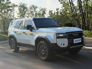 Auto Usado Land Cruiser <span class=keywords><strong>Prado</strong></span> <span class=keywords><strong>2</strong></span>.4T HEV WX 5 Plazas 2025 SUV LHD Pintura Original Bajo Kilometraje Listo para Enviar FOB - Product Image 4