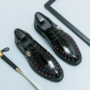 Chaussures Oxford classiques pour hommes en cuir de vachette - Semelle souple, cousues à la main et imperméables pour le travail formel, les mariages - Product Image 1