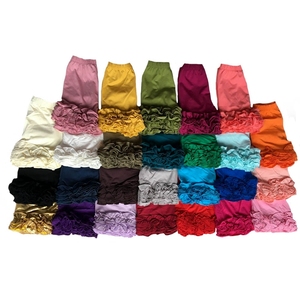 Ampia Disponibilità all'Ingrosso di Pantaloncini con Volant per Bambine, Design Estivo in <span class=keywords><strong>Cotone</strong></span> con Triplo Volant, Pronto per la Spedizione - Product Image 1