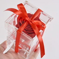 Yunnan fleur éternelle Rose acrylique boîte-cadeau pour maman ou petite amie pour l'obtention du diplôme saint valentin noël pâques nouvel an