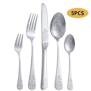 Set di posate riutilizzabili in acciaio inossidabile dorato Set di posate forchetta e cucchiaio per argenteria - Product Image 2
