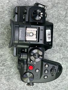 กล้อง Panasonic <span class=keywords><strong>Lumix</strong></span> GH6 25.21MP ถ่ายวิดีโอ 5.7K สำหรับงานวิดีโอระดับมืออาชีพ ลดราคาพิเศษ - Product Image 4