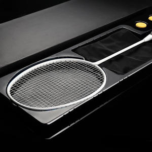 Raquette de badminton de formation légère, de luxe, de haute qualité, entièrement en fibre de carbone, petite, noire, fabriquée en Chine - Product Image 3