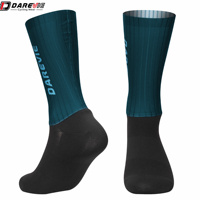 Chaussettes de cyclisme Darevie pour vélo de route, chaussettes de compression pour vélo de course, chaussettes de sport, chaussettes de cyclisme aérodynamiques sans couture antidérapantes pour équipe de cyclisme
