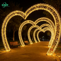 Décoration lumineuse LED extérieure commerciale en forme d'arche de cœur pour mariage, événement de la Saint-Valentin, centre commercial, spot photo