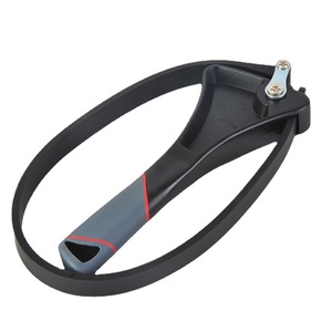 Outil multifonctionnel Lixin Tools 8 en 1 : clé à sangle réglable, ouvre-bouteille en plastique, outil pour filtre automobile - Product Image 3