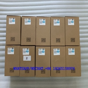 อะไหล่รถตักล้อยาง LG953F LG956F กรองน้ำมันเชื้อเพลิง 4110002989004 <span class=keywords><strong>1000424916</strong></span> สำหรับเครื่องยนต์ดีเซล TD226B WP6G จากโรงงานจีน - Product Image 4