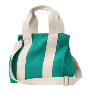 กระเป๋าผ้าแคนวาสชายหาด LILA ขนาดกลาง พิมพ์โลโก้ได้ ทนทาน ใช้ซ้ำได้ พับเก็บได้ เหมาะสำหรับการเดินทาง - Product Image 6