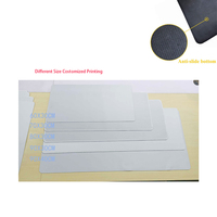 Tapis de souris de jeu pour ordinateur personnalisé et personnalisable en néoprène antidérapant avec bords cousus pour la remise des diplômes et les mariages