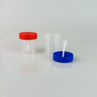 Contenedor de Muestras de Heces Desechable de Grado Médico Premium, Material PP, con Cuchara Integrada y Tapa de Color, para Uso Clínico y Hospitalario