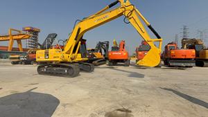 Komatsu รถขุดตีนตะขาบไฮดรอลิค PC300 PC200-8 PC210สภาพสมบูรณ์ - Product Image 4