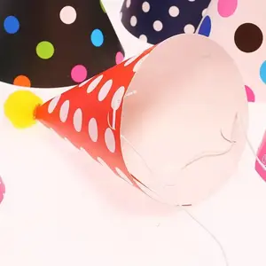 पार्टी के लिए बच्चों के जन्मदिन की रंगीन प्रिंटिंग कस्टम उपलब्ध बच्चों के पेपर मिश्रित पार्टी टोपी