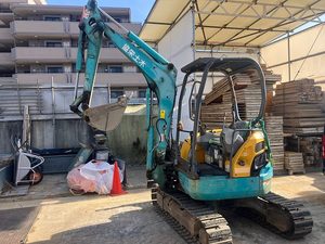 Mini-excavatrice Kubota d'occasion 2009, 3 tonnes, 90% neuve, mode 3, excavatrice à balayage zéro, importée du Japon - Product Image 2