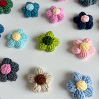 Fleurs au crochet en laine tricotée multicolores, créatives et très demandées, à tête unique, en fil de crochet, pour la vente en gros et le DIY