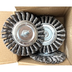 Vente chaude Chine Usine En Acier Inoxydable Fil Plat Roues Fil Torsadé <span class=keywords><strong>pour</strong></span> Ponçage et Polissage Top Outils Abrasifs - Product Image 3