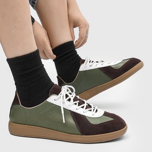 รองเท้ากีฬาแบบเรโทรน้ำหนักเบาสำหรับเด็กผู้หญิง รองเท้ากีฬาแบบผูกเชือก ดีไซน์ทันสมัยและลำลอง รองเท้ากีฬาแบบหุ้มข้อต่ำ - Product Image 6