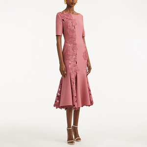 ZYHT 75111 Robe <span class=keywords><strong>d</strong></span>écontractée à manches courtes, longueur genou, queue de poisson, triangle, volants, dentelle guipure orchidée, dentelle florale - Product Image 1