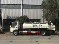 Camion citerne à eau Foton 4X2 avec une capacité de 4 000 L à vendre, camion arroseur avec réservoir d'eau de 5 000 L, 1 000 litres, 2 000 litres, remorque à réservoir d'eau