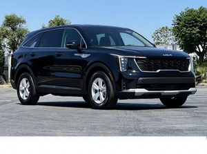 รถยนต์มือสอง Kia Sorento LX FWD ปี 2026 - Product Image 1