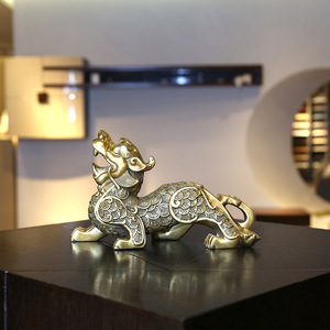 Figura de Pixiu de bronce, 2 uds., adorno de escritorio Feng Shui, decoración de estilo chino para el hogar y la oficina, regalo de bestia auspiciosa - Product Image 5