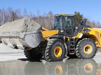 Cargadora de Ruedas Pesada 877H de 7 Toneladas para Minería a Cielo Abierto, Excavación de Roca Dura y Operaciones de Carga Continua de Agregados de Alta Carga