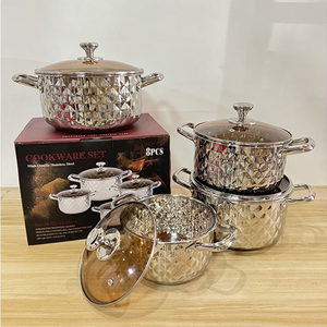 Ensemble soupe et pot à soupe en acier inoxydable avec une finition métallique à la mode et un design circulaire moderne à fond unique - Product Image 5