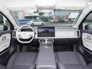 Leapmotor B01 2025 Édition Confort 430 Berline Compacte Purement Électrique Xi Lu Zi, Autonomie 430 km (CLTC), Véhicule Électrique pour l'Exportation - Product Image 5