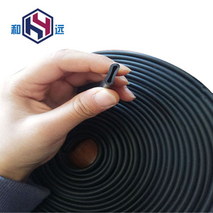 Tubo de inflado traqueal de manguera de goma industrial tipo Llave De eje deslizante de airbag plano negro con servicio de corte - Product Image 1