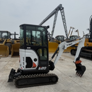 Miniexcavadora E20 de 5 Toneladas de Peso Operativo, Motor Cummins con Cucharón de Excavación de 0.12m de Capacidad, Equipo Usado - Product Image 3