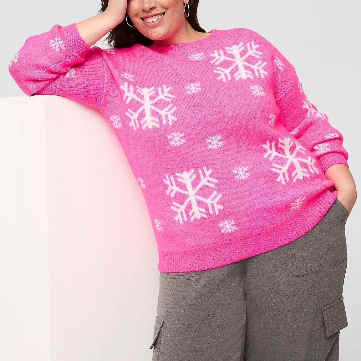 Women's Crew-Neck Snowflake Sweater Plus Size Knitwear