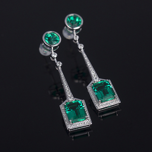 ต่างหูทองคำ Messi Jewelry รุ่น MSE-202 สำหรับผู้หญิง ทอง 14k ประดับมรกตแซมเบีย ต่างหูแบบยาว - Product Image 3