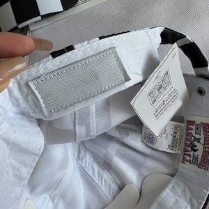 Casquettes de sport d'extérieur professionnelles en relief - Casquettes de baseball durables pour les activités de plein air - Product Image 5