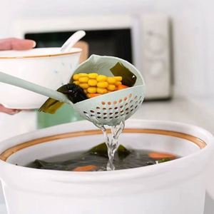 Nouvelle cuillère à soupe et passoire 2-en-1 en paille de blé à long manche pour plats chauds - Product Image 1