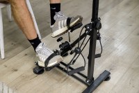 BNcompany Home Fitness Trainer Device Moniteur LCD Cycle Réglable Pédale Exercice Résistance Mécanique Vélo Trainer Bras Jambe