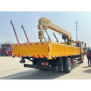 Camión Grúa Isuzu Giga 4x2 de 8 Toneladas con Pluma Telescópica Montada en Camión - Product Image 5