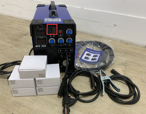 Machine à souder portable intelligente 4 en 1 Mig <span class=keywords><strong>Tig</strong></span> Cut Mma et soudage par flux <span class=keywords><strong>sans</strong></span> <span class=keywords><strong>gaz</strong></span> Machine à souder multifonction - Product Image 1