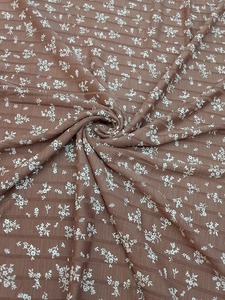 Tissu côtelé en polyester et viscose de qualité supérieure, matière extensible confortable pour l'industrie du vêtement et du textile, disponible à la vente - Product Image 1