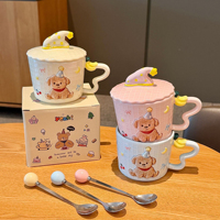 Mug à eau en céramique au design esthétique de dessin animé, tasse à café domestique, cadeau souvenir pour couple, usage quotidien