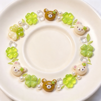 Breloques pour ongles transparentes dégradées en forme de trèfle, accessoires 3D en résine en forme d'ours de dessin animé, décorations porte-bonheur trèfle à quatre feuilles pour nail art