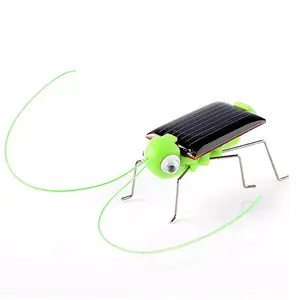 2023 New Arrivals Toys Green Color Solar Grasshopper Solar Powered Small Toys Promotional Toys