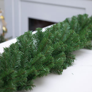 พวงมาลัยหวายพลาสติก PVC สีเขียว ขนาด 2.7 เมตร สำหรับตกแต่งฉากสไตล์ยุโรป ผลิตในจีน เหมาะสำหรับตกแต่งหน้าร้าน ห้างสรรพสินค้า และสถานที่ต่างๆ - Product Image 4