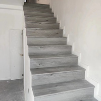 Marches d'escalier blanches personnalisées avec bordure française, marches en bois dur durables, pièces d'escalier intérieur