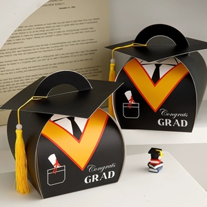 Scatola Regalo a Forma di Cappello da Laurea, Bomboniere per Festa di Laurea, Scatole per Caramelle con Nappa, Centrotavola, Decorazioni per la Classe del 2026 - Product Image 1