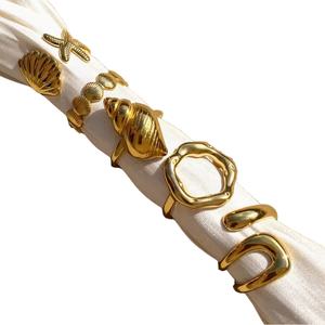 Anillos de Acero Inoxidable de Moda al por Mayor, Estilo Oceánico, Resistentes al Agua, Chapados en Oro de 18k, Anillos Gruesos con Forma de Estrella de Mar y Concha, Joyería para Mujer - Product Image 1