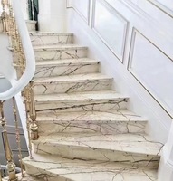 Marbre naturel Luna Pearl (beige avec des veines dorées) : Idéal pour les sols et les murs de villas et les intérieurs d'hôtels