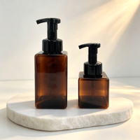 Bouteilles Pompe Rectangulaires de Luxe en Mousse PET Blanches Ambrées Vides pour Shampoing, Lotion, Nettoyant Visage, Mousse pour les Mains avec Estampage Doré et Sérigraphie