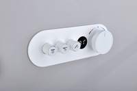 Système de douche thermostatique en laiton blanc HONGDEC, robinet en céramique, pluie douce, triple poignée, affichage de la température pour salle de bain d'appartement